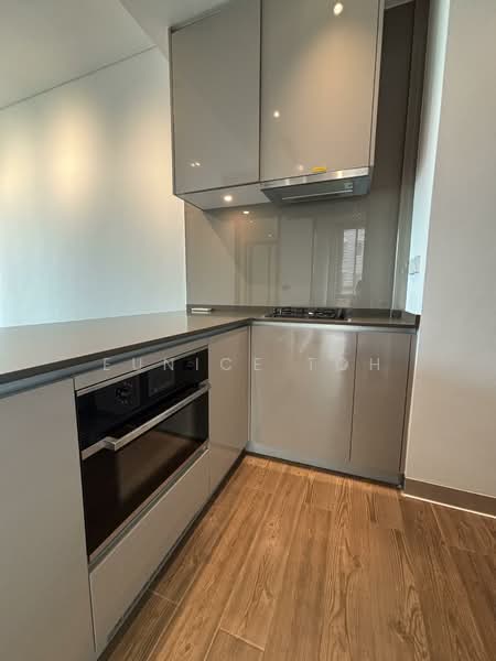 8 Hullet, 8 Hullet Road, 2 Bedrooms, 657 sqft, Condominium For Rent, by Eunice Toh, 500087637 - Kitchen - PropertyGuru.com.sg