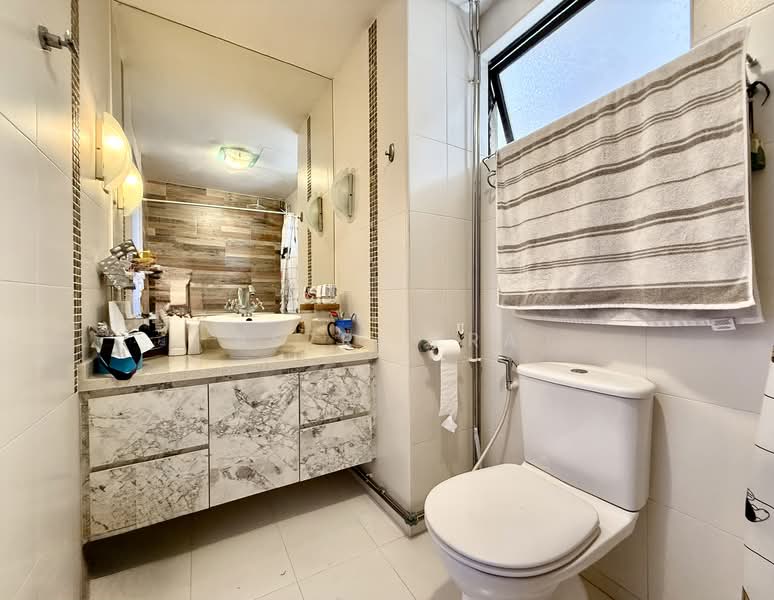 Bayshore Park Condominium For Sale at S$ 1,798,888 | PropertyGuru Singapore - Bathroom