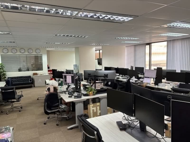 Efficient Layout Fitted Office, Raffles Place, , 1,938 sqft, Office For Rent, by David Toh (卓宏森), 500087650 - Interior - CommercialGuru.com.sg