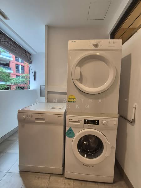 Grange 70, 70 Grange Road, 4 Bedrooms, 1,981 sqft, Condominium For Rent, by Samantha Chong, 500087655 - Balcony - PropertyGuru.com.sg