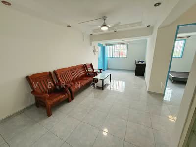 For Rent - 329 Ang Mo Kio Avenue 3