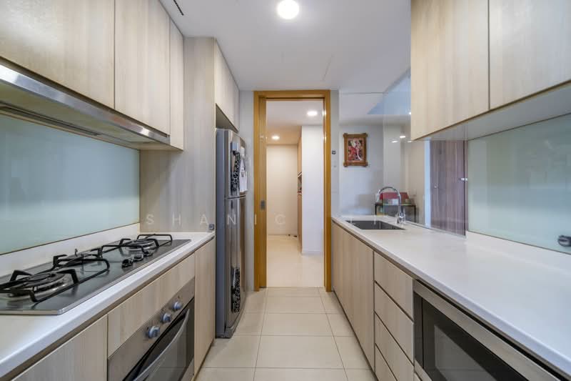 Thomson Three Condominium For Sale at S$ 2,888,888 | PropertyGuru Singapore - Kitchen