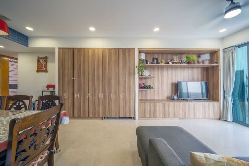 Thomson Three Condominium For Sale at S$ 2,888,888 | PropertyGuru Singapore - Living Room