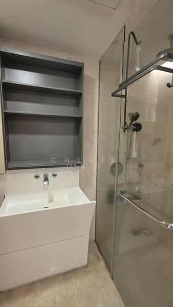 Cairnhill Nine Condominium For Sale at S$ 2,580,000 | PropertyGuru Singapore - Bathroom