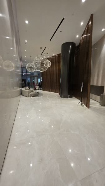 Cairnhill Nine Condominium For Sale at S$ 2,580,000 | PropertyGuru Singapore - Lobby