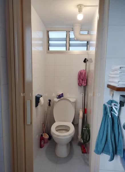 66 Marine Drive, 66 Marine Drive, 2 Bedrooms, 699 sqft, HDB Flat For Sale, by Michael Ong, 500087690 - Bathroom - PropertyGuru.com.sg