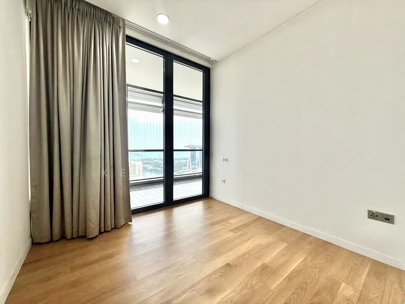 South Beach Residences, 28 South Beach Road, 3 Bedrooms, 2,099 sqft, Condominium For Rent, by Kenneth Yeo, 500087696 - Balcony - PropertyGuru.com.sg