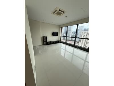 For Rent - High Street Centre