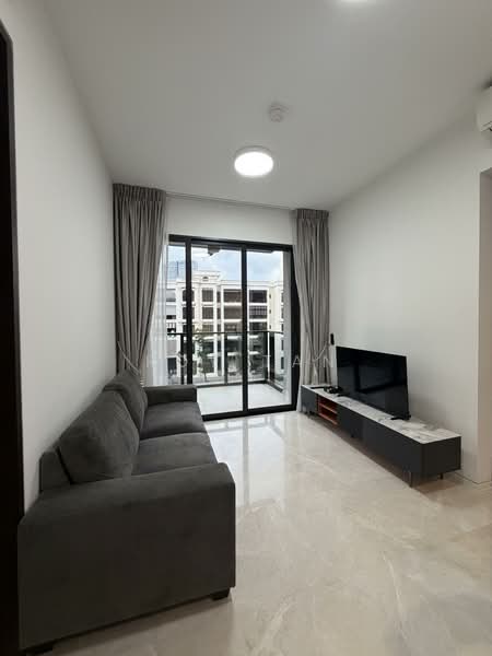 Juniper Hill, 39 Ewe Boon Road, 2 Bedrooms, 624 sqft, Condominium For Sale, by Roy Tan, 500087706 - Living Room - PropertyGuru.com.sg