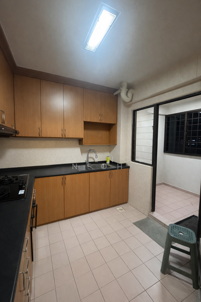 515 Woodlands Drive 14, 515 Woodlands Drive 14, 4 Bedrooms, 1,340 sqft, HDB Flat For Rent, by Valence Neoh, 500087708 - Kitchen - PropertyGuru.com.sg