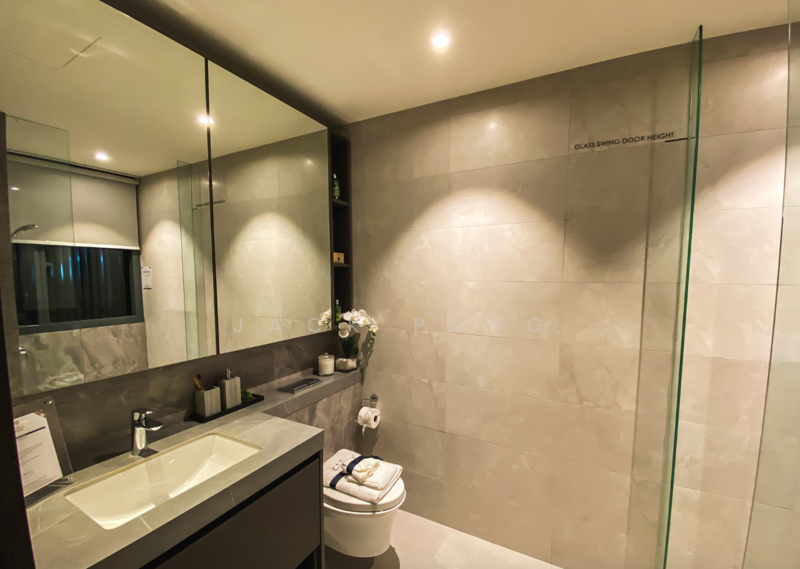 Vela Bay Condominium For Sale at S$ 2,688,888 | PropertyGuru Singapore - Bathroom