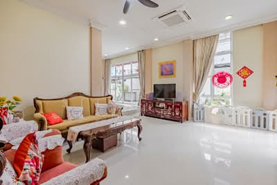 For Sale - 99 Years Corner Terrace, 3200 Sqft of Land, 1Km To Qifa and Pei Tong