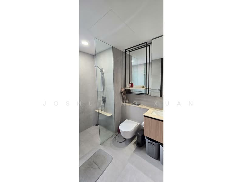 JadeScape, 2 Shunfu Road, 2 Bedrooms, 775 sqft, Condominium For Rent, by Joshua Ng Xuan, 500087746 - Bathroom - PropertyGuru.com.sg