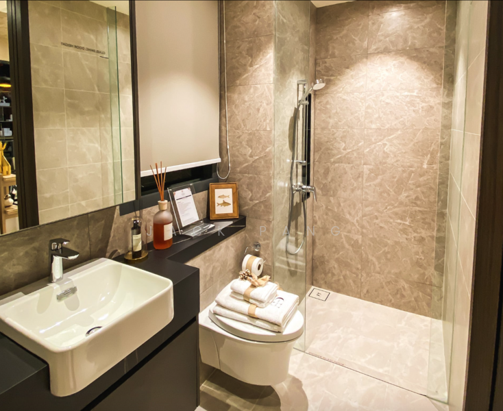 Vela Bay Condominium For Sale at S$ 3,088,888 | PropertyGuru Singapore - Bathroom