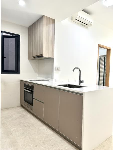Uber 388 Condominium For Sale at S$ 1,158,888 | PropertyGuru Singapore - Kitchen