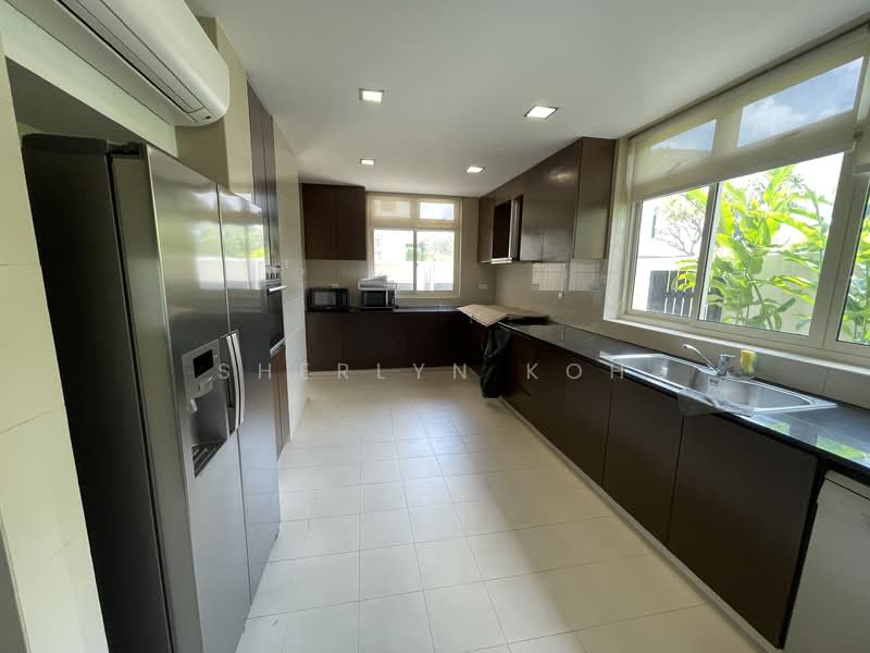 Bungalow with Pool at Duchess, Duchess Garden, 6 Bedrooms, 6,500 sqft, Bungalow House For Rent, by Sherlyn Koh, 500087803 - Kitchen - PropertyGuru.com.sg