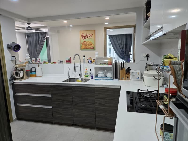 The Terrace, 102 Edgedale Plains, 3 Bedrooms, 1,076 sqft, Executive Condominium For Rent, by Katherine Tay, 500087805 - Kitchen - PropertyGuru.com.sg