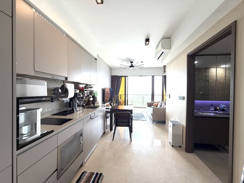 Seaside Residences Apartment For Sale at S$ 1,520,000 | PropertyGuru Singapore - Kitchen
