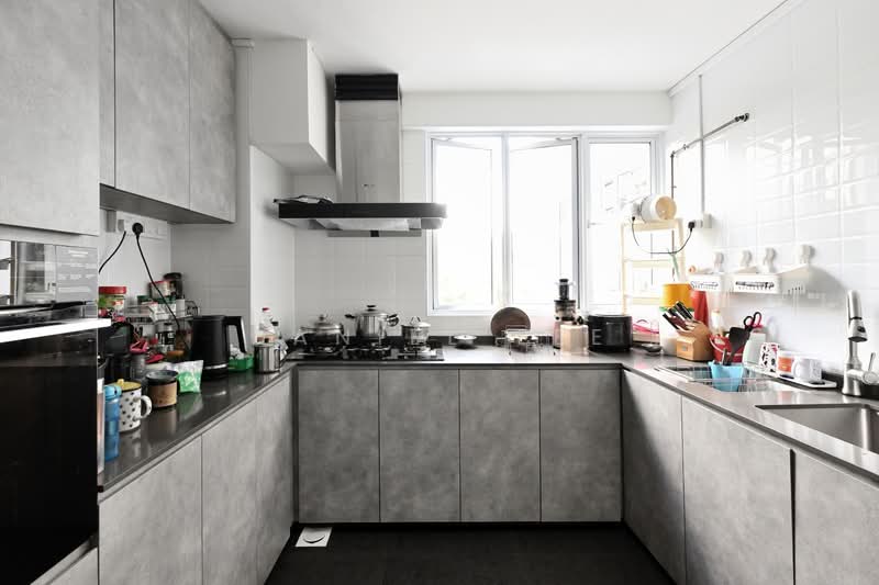 4 bedroom condo 1km Nanyang Primary Bukit Timah Dunearn, Farrer Road, Dunearn Road, Bukit Timah Road, Holland Road, Sixth Avenue Adam Road, 4 Bedrooms, 1,916 sqft, Apartment For Sale, by Daniel Lee, 500087815 - Kitchen - PropertyGuru.com.sg