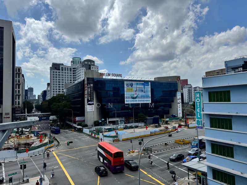 Sim Lim Square, 1 Rochor Canal Road, Beach Road / Bugis / Rochor, 550 sqft, Food & Beverage For Rent, by Jon Lim, 500087822 - Exterior - CommercialGuru.com.sg