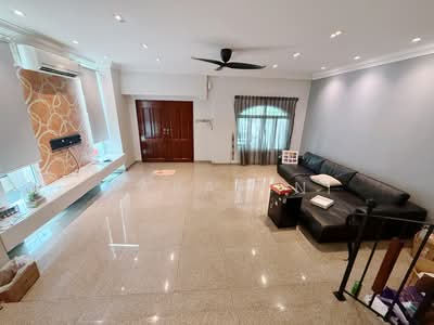 For Sale - 3-story Semi-D with 6 bedrooms on Saraca Road for sale