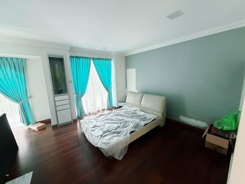 3-story Semi-D with 6 bedrooms on Saraca Road for sale Semi-Detached House For Sale at S$ 5,000,000 | PropertyGuru Singapore - Bedroom on level 2