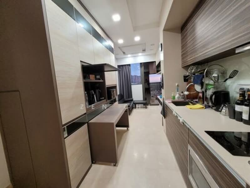 Commonwealth Towers Condominium For Sale at S$ 1,100,000 | PropertyGuru Singapore - Kitchen