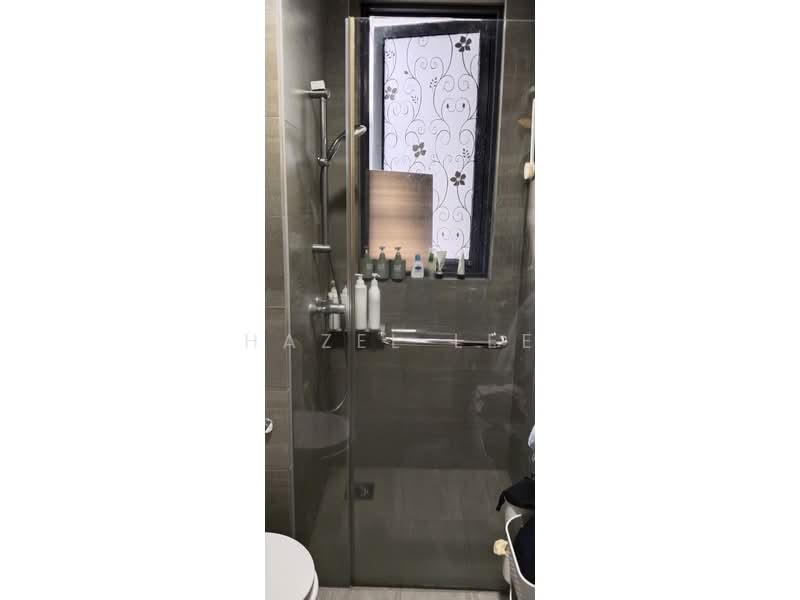 Piermont Grand, 26 Sumang Walk, Room Rental, 150 sqft, Executive Condominium For Rent, by Hazel Lee, 500087846 - Bathroom - PropertyGuru.com.sg