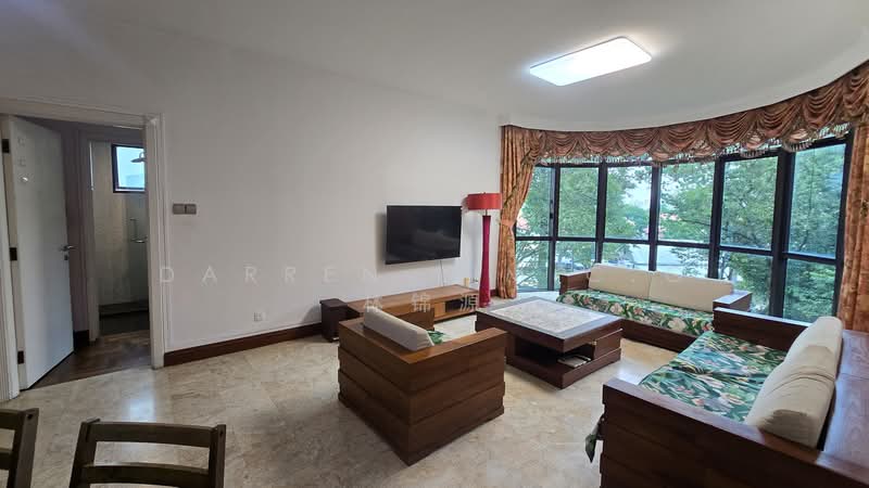 Parc Oasis Condominium For Sale at S$ 1,400,000 | PropertyGuru Singapore - Living Room