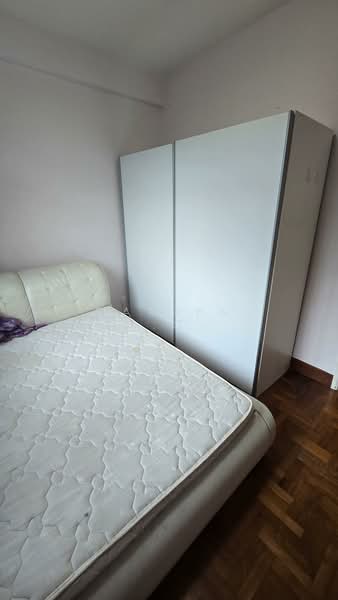 Parc Oasis Condominium For Sale at S$ 1,400,000 | PropertyGuru Singapore - Bedroom