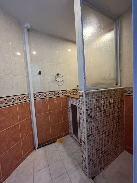 Ivory Heights, Jurong East Street 13, Room Rental, 100 sqft, Condominium For Rent, by Jermaine Tan, 500087876 - Bathroom - PropertyGuru.com.sg