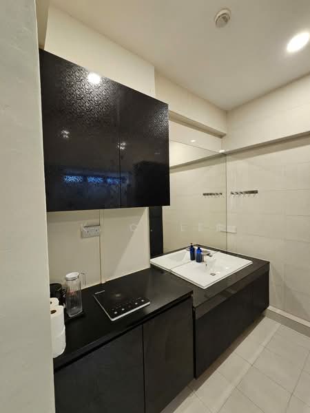 JJH Serviced Apartments, 2A-4B Wolskel Road, Studio, 338 sqft, Condominium For Rent, by K. C. Lee, 500087878 - Kitchenette  - PropertyGuru.com.sg