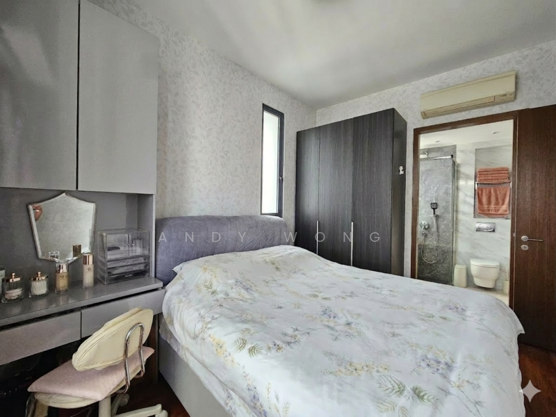 Spottiswoode 18 Condominium For Sale at S$ 1,699,999 | PropertyGuru Singapore - Bedroom