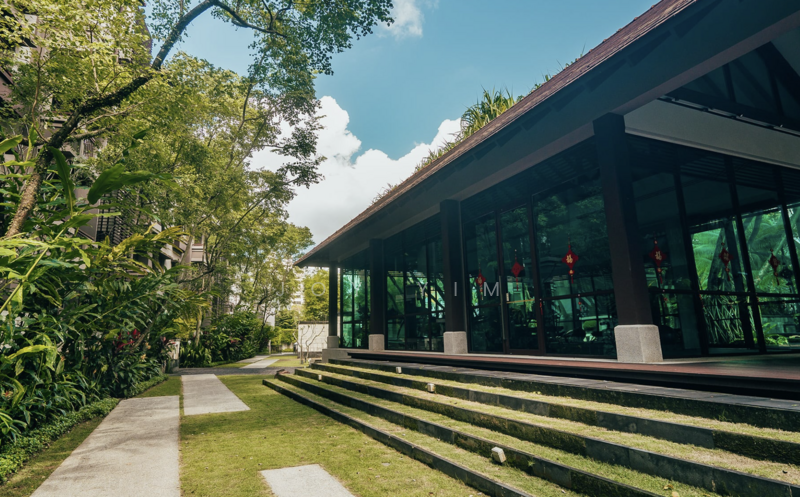 The Cornwall Condominium For Sale at S$ 1,600,000 | PropertyGuru Singapore - Gym / Outdoor surroundings 