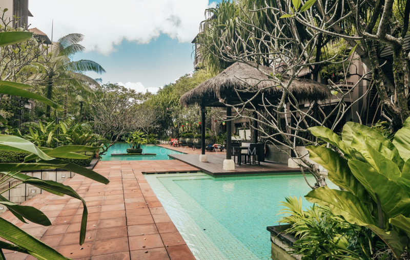 The Cornwall Condominium For Sale at S$ 1,600,000 | PropertyGuru Singapore - Pool