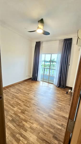 Swiss View Terraced House For Sale at S$ 5,600,000 | PropertyGuru Singapore - Interior