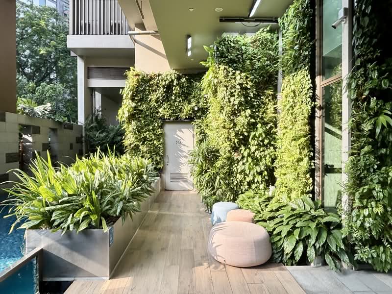 8 Hullet, 8 Hullet Road, 2 Bedrooms, 657 sqft, Apartment For Rent, by Bryan Ong, 500087900 - Poolside - PropertyGuru.com.sg