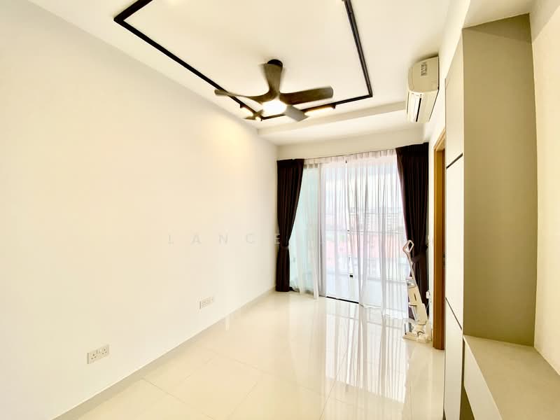 Midtown Residences, 1189 Upper Serangoon Road, 2 Bedrooms, 883 sqft, Condominium For Rent, by Lance Lim, 500087907 - Living/Dining - PropertyGuru.com.sg