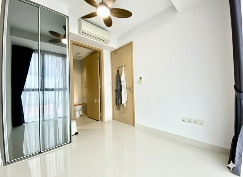 Midtown Residences, 1189 Upper Serangoon Road, 2 Bedrooms, 883 sqft, Condominium For Rent, by Lance Lim, 500087907 - Common Bedroom/Ensuite - PropertyGuru.com.sg