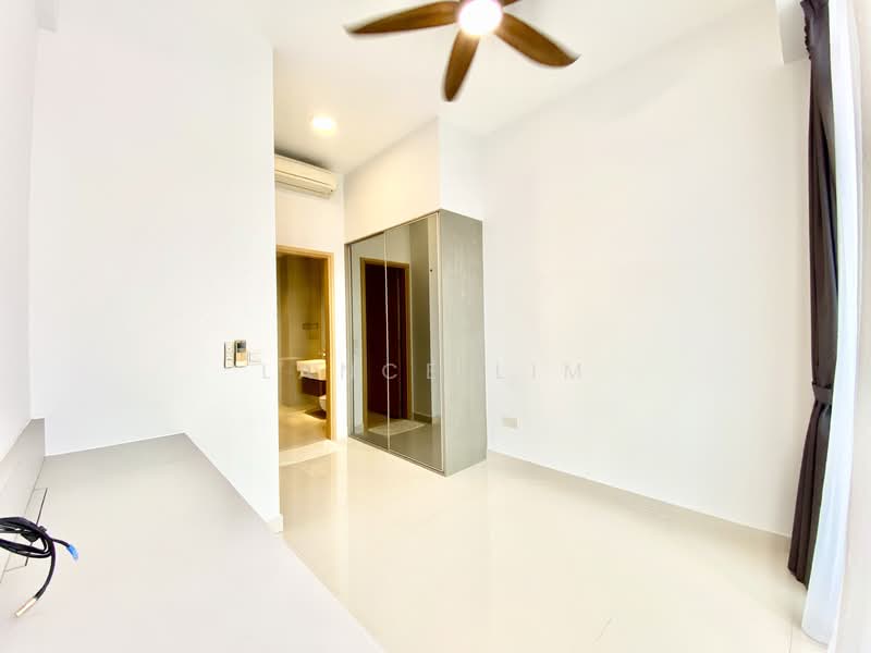 Midtown Residences, 1189 Upper Serangoon Road, 2 Bedrooms, 883 sqft, Condominium For Rent, by Lance Lim, 500087907 - Master Bedroom - PropertyGuru.com.sg