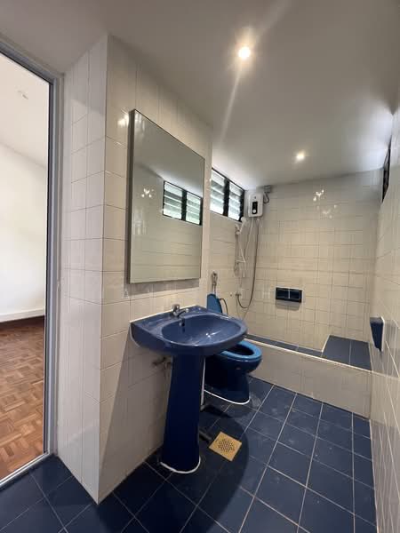 Chancery Court, 36A Dunearn Road, 3 Bedrooms, 2,034 sqft, Condominium For Rent, by Jay Sethi, 500087909 - Bathroom - PropertyGuru.com.sg