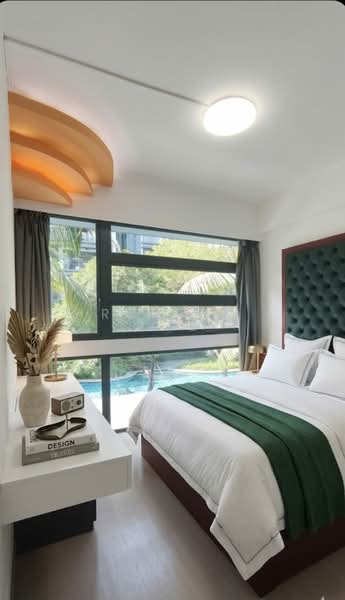 Hedges Park Condominium Condominium For Sale at S$ 1,425,000 | PropertyGuru Singapore - Master Bedroom