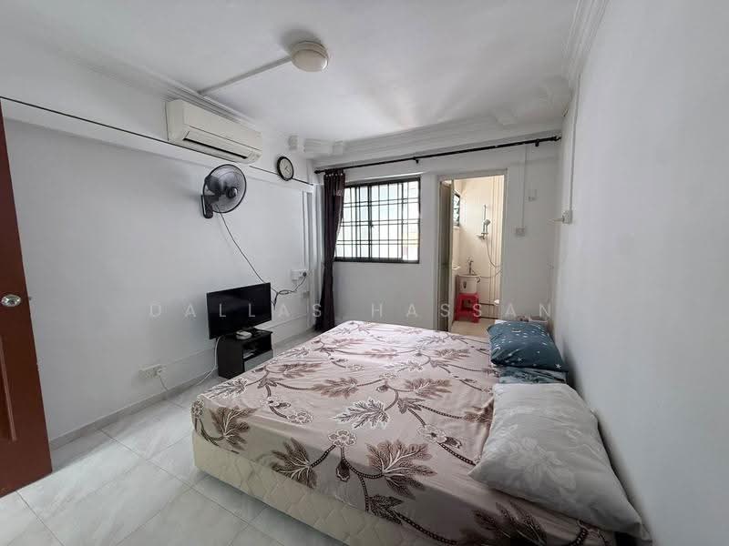 706 Hougang Avenue 2, 706 Hougang Avenue 2, Hougang / Punggol / Sengkang, 3 Bedrooms, 1,001 sqft, HDB Flat For Sale, by Dallas Hassan, 500087914 - Bedroom - PropertyGuru.com.sg