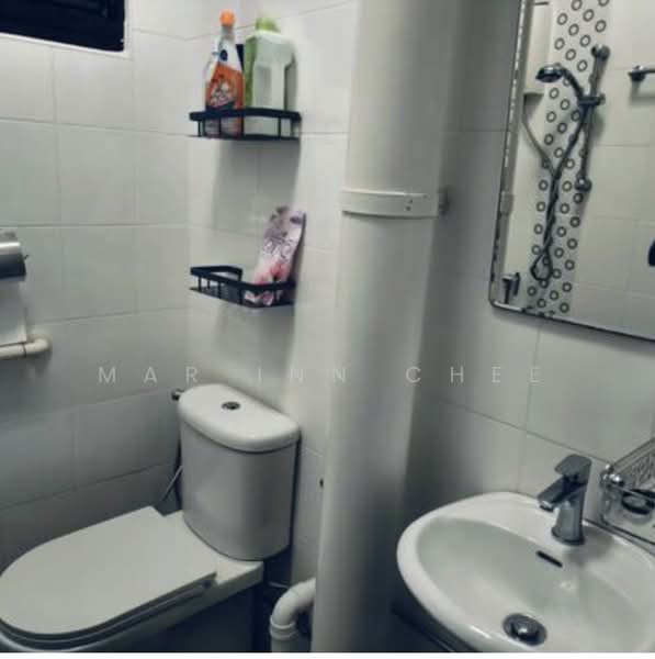 343 Clementi Avenue 5, 343 Clementi Avenue 5, 1 Bedroom, 150 sqft, HDB Flat For Rent, by Mar Inn Chee, 500087915 - Bathroom - PropertyGuru.com.sg