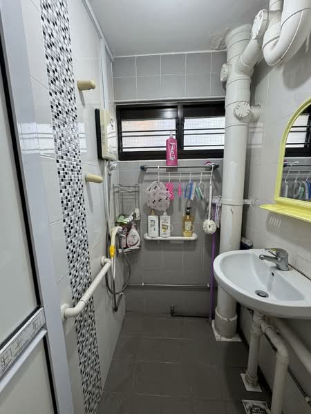 76 Bedok North Road, 76 Bedok North Road, Room Rental, 100 sqft, HDB Flat For Rent, by Sue Ooi, 500087925 - PropertyGuru.com.sg