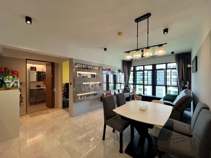 101A Bidadari Park Drive HDB Flat For Sale at S$ 1,179,000 | PropertyGuru Singapore - Living Room
