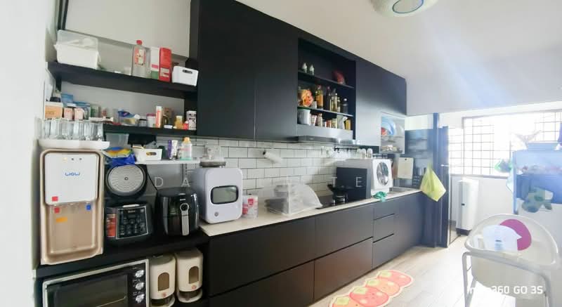 For Rent - 290B Compassvale Crescent