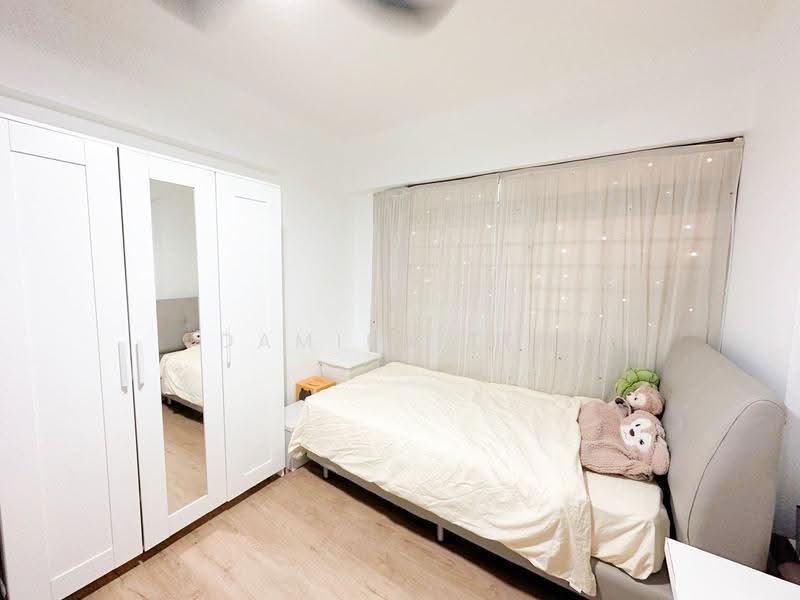 290B Compassvale Crescent, 290B Compassvale Crescent, Hougang / Punggol / Sengkang, Room Rental, 150 sqft, HDB Flat For Rent, by Damien Teo, 500087948 - Bedroom - PropertyGuru.com.sg