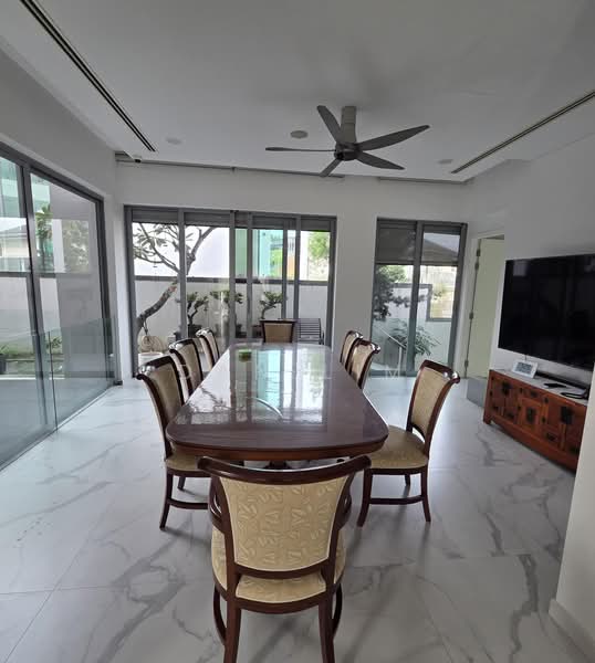 Braddell Heights Estate, Lynwood Grove, 7 Bedrooms, 13,500 sqft, Bungalow House For Sale, by Dan Lim, 500087949 - Dining Room - PropertyGuru.com.sg