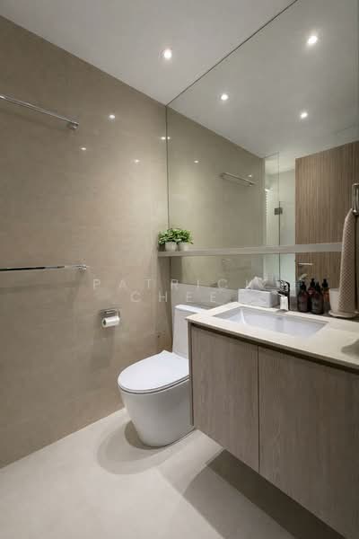 Trevista Condominium For Sale at S$ 2,850,000 | PropertyGuru Singapore - Bathroom